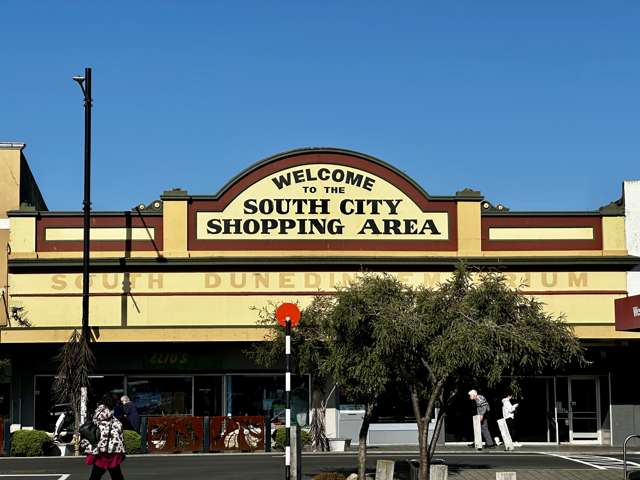 FOR SALE | 219 KING EDWARD STREET