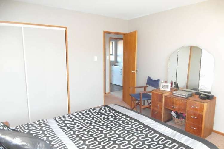 7a Devon Crescent Darfield_5