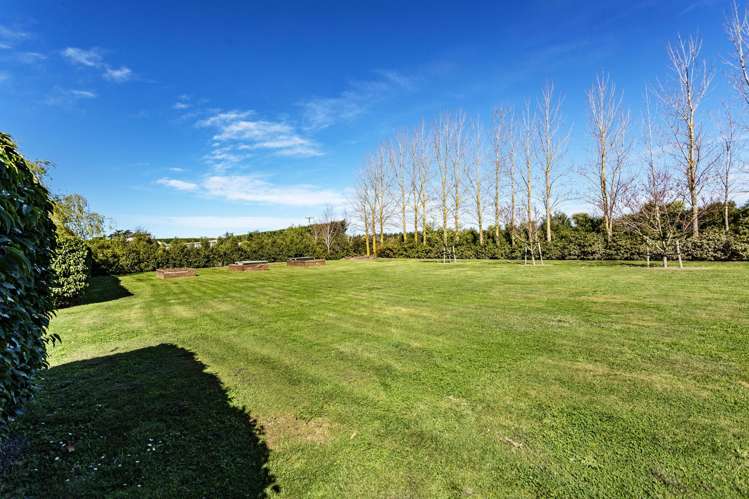 2 Leyland Crescent Swannanoa_23