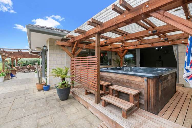 42 Urumaraki Avenue Helensville_16