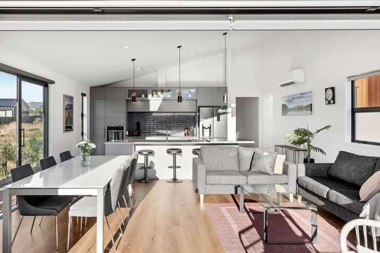 9 Mcneil Crescent Wanaka_9