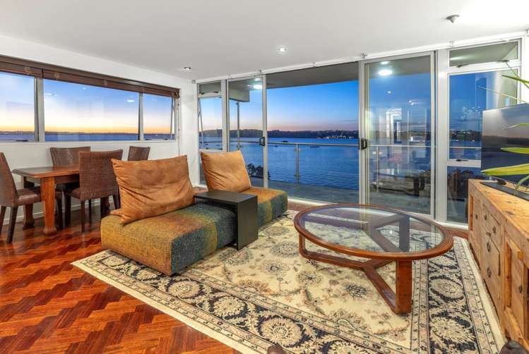 10/57 Sarsfield Street Herne Bay_1