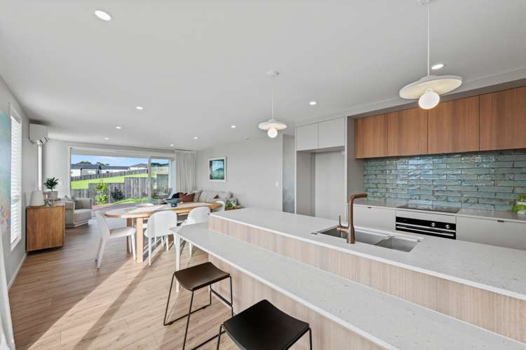 42 Opouatu Avenue Glenbrook_6