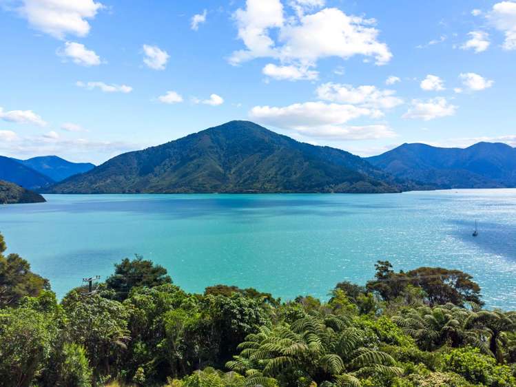 126 Moetapu Bay Road Anakiwa and Surrounds_19