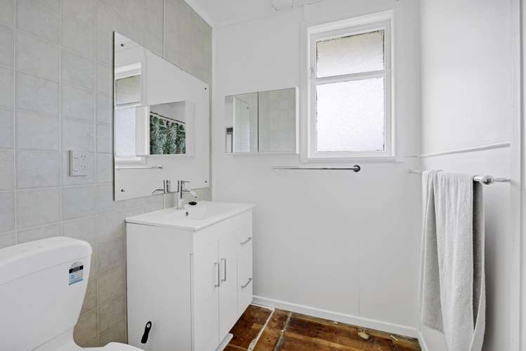 53 Kauae Street Manaia_20