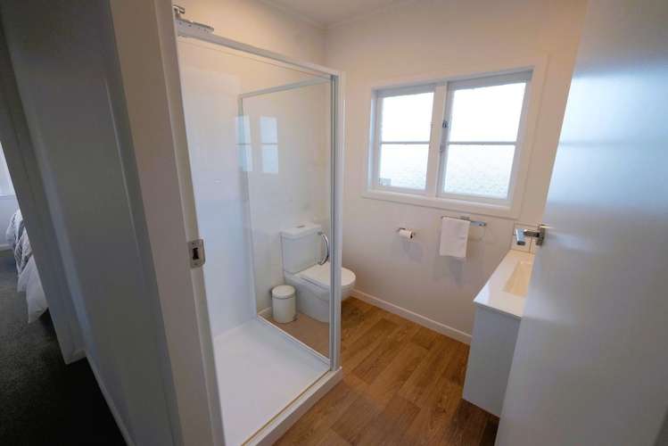 248 Fox Street Hamilton East_8