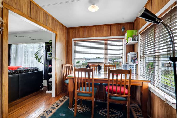 89a Broadway Waitara_5