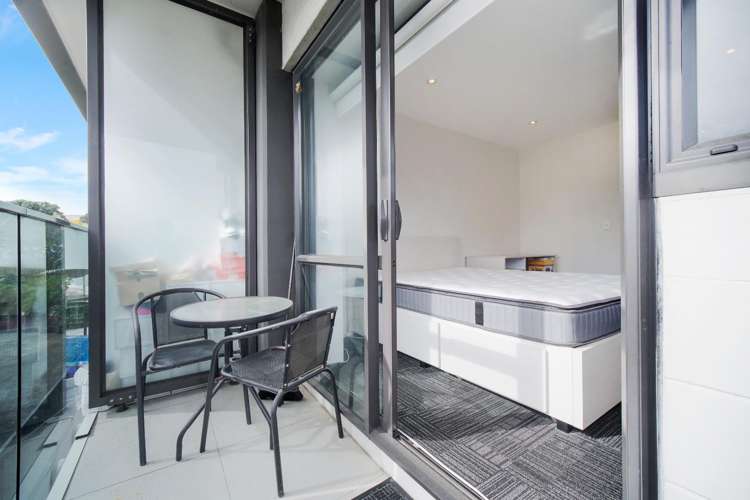 208/3 Basque Road 10021_4