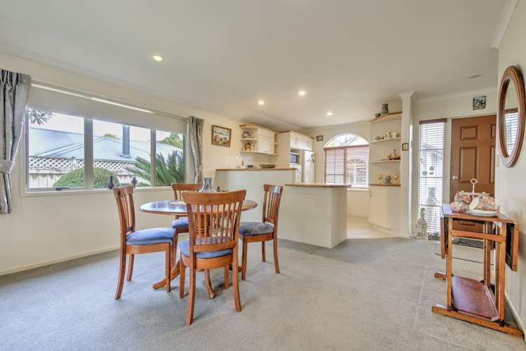 19/16 Rototuna Road Flagstaff_14