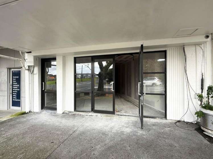 3099 Great North Road New Lynn_2