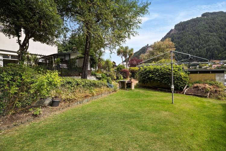 125 Hallenstein Street Queenstown_19