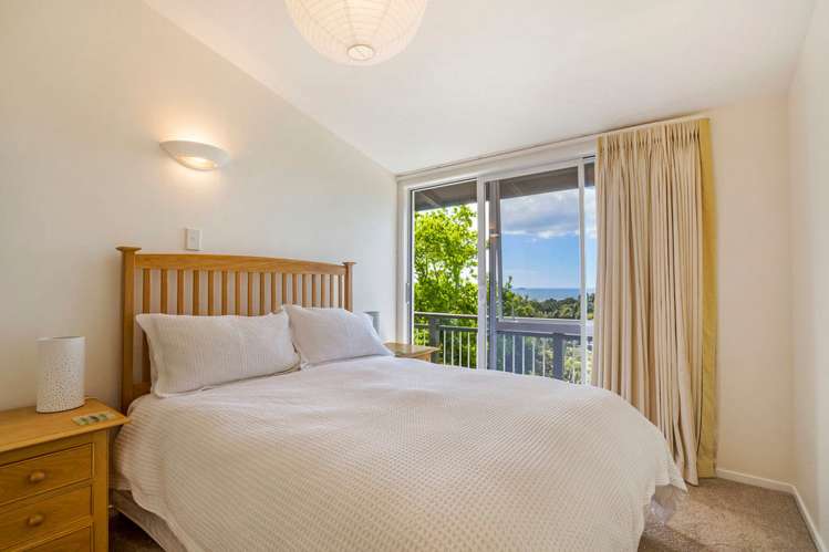 20 Queens Drive Oneroa_19