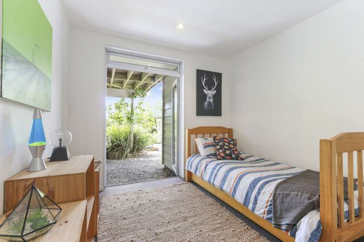 127 Crummer Road Grey Lynn_12