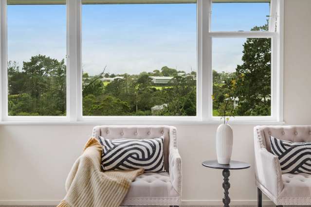 14 Lysander Crescent Beach Haven_2