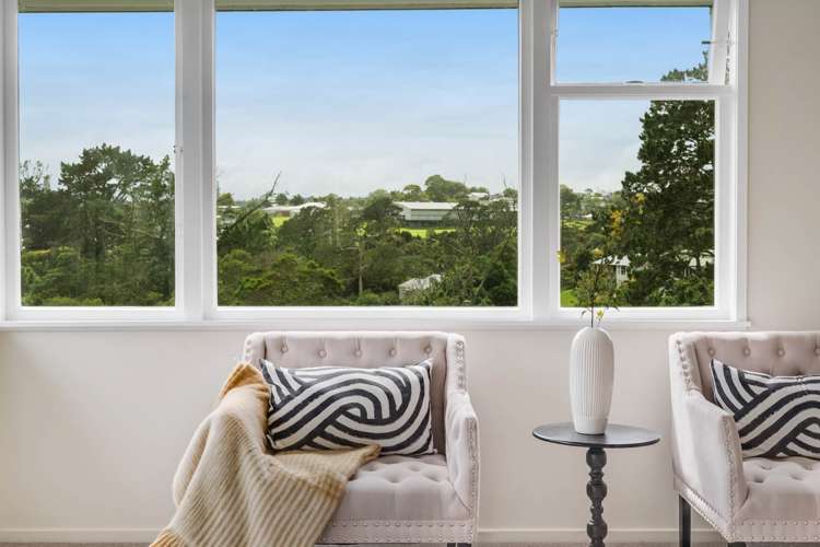 14 Lysander Crescent Beach Haven_8