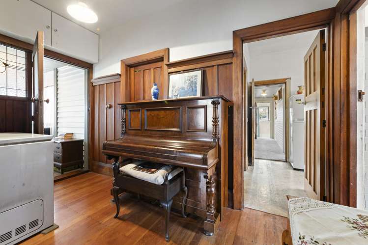 16 Whiteleigh Avenue_4