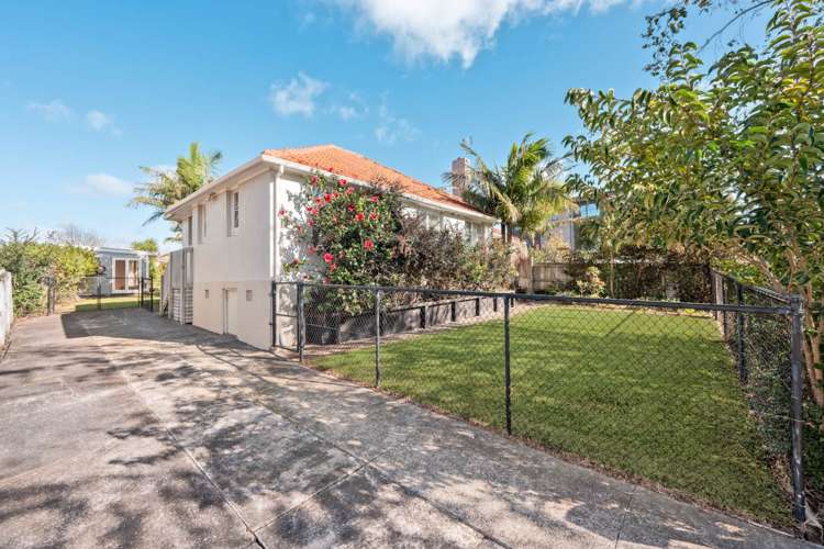 19 Tasman Avenue Mount Albert_20