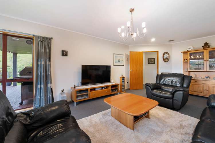 8 Forest Place Lynmore_8