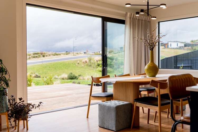 61 Heathfield Drive Mosgiel_8