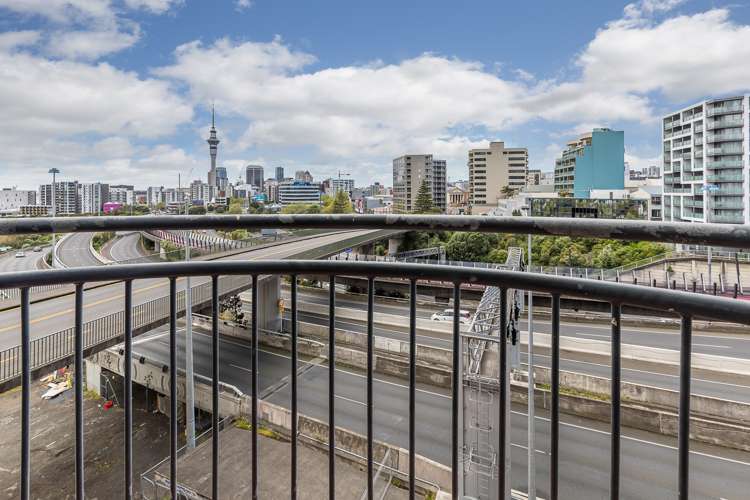 4h/11 Howe Street Freemans Bay_7