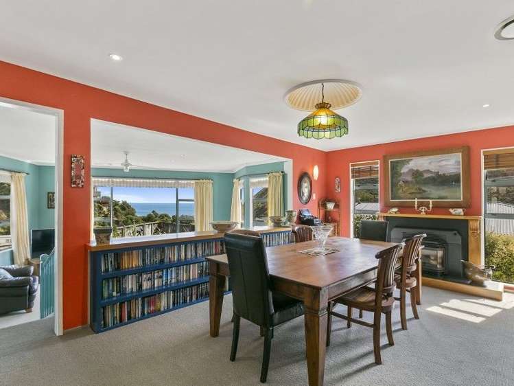 3 Teme Way Island Bay_9