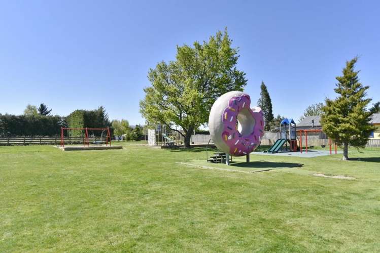 5678 West Coast Road Springfield_24