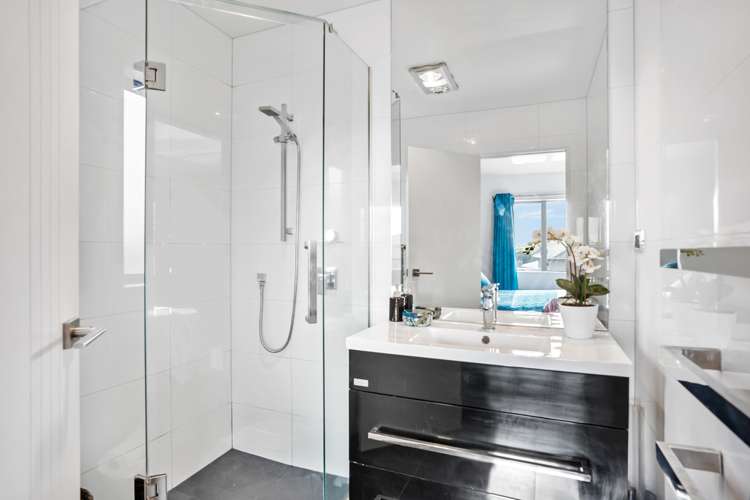 17 Aldon Lane The Gardens_11