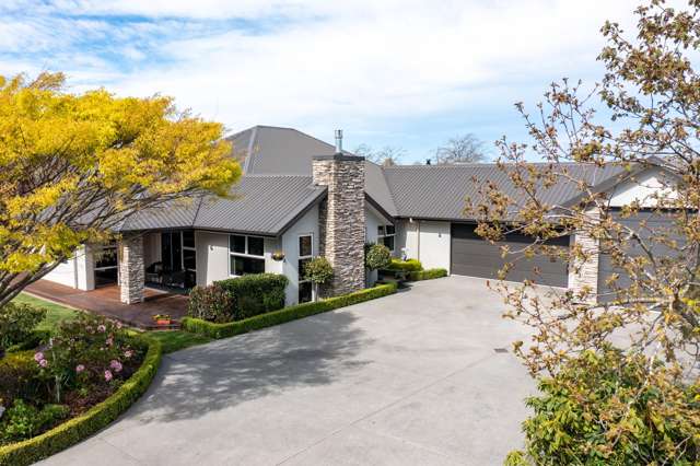 Stunning Home in Allenton.