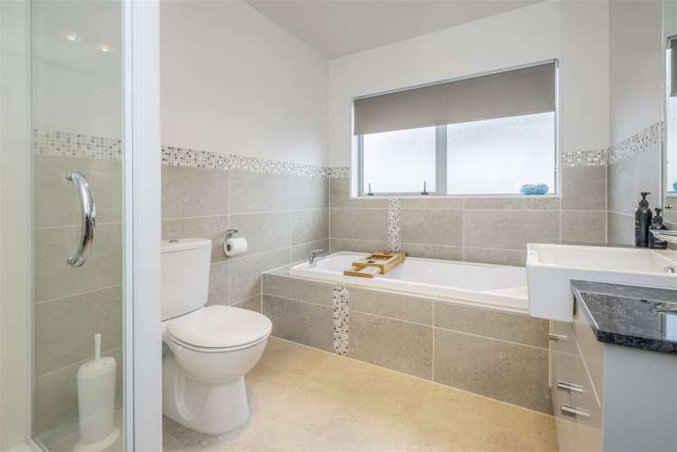 48 Pickaberry Avenue Karaka_12