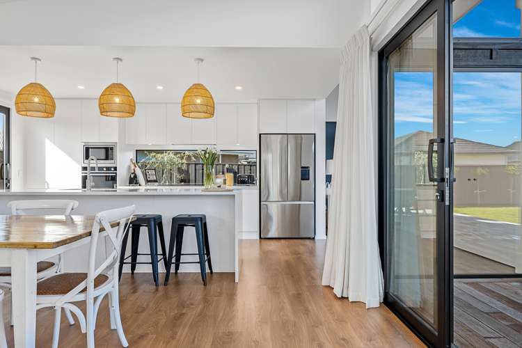 29 Helicon Street Pegasus_8