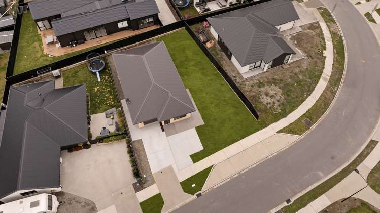 5 Woods Crescent Cromwell_13