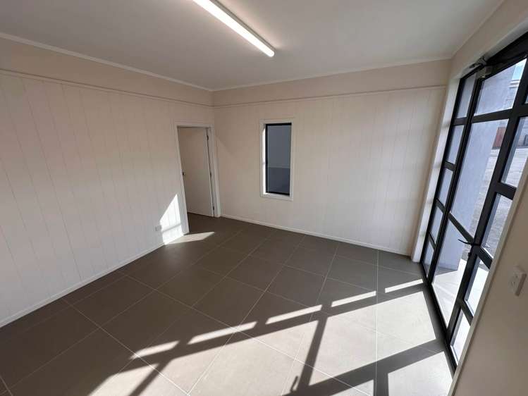 35J Maurice Road Penrose_14