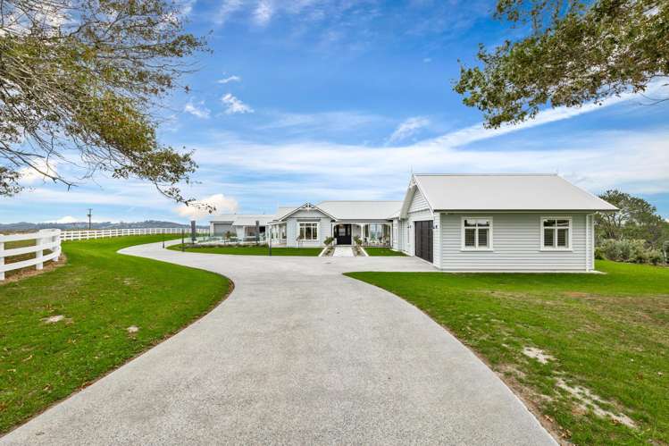 21 Diamond Lane Riverhead_41