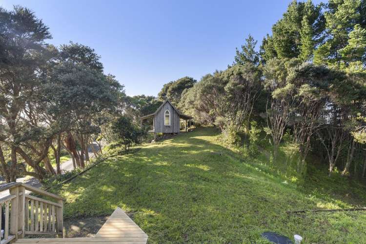 2 Barr Road Mahurangi West_19
