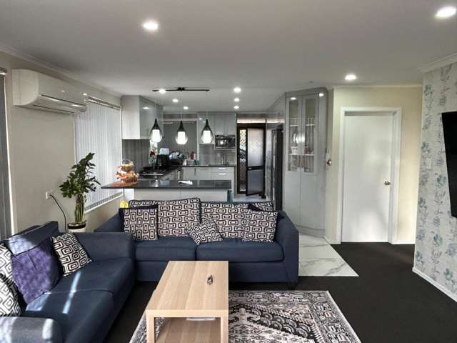 1/2 Botanic View Manurewa_1