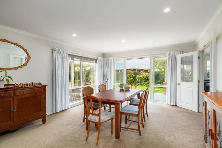 8 Napoleon Close Harewood_6