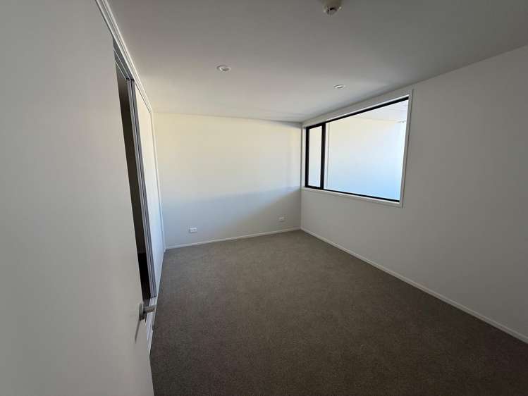 2/37 Brent Greig Lane Te Rapa_3
