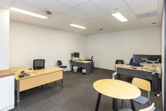 86 Moorhouse Avenue Addington_4