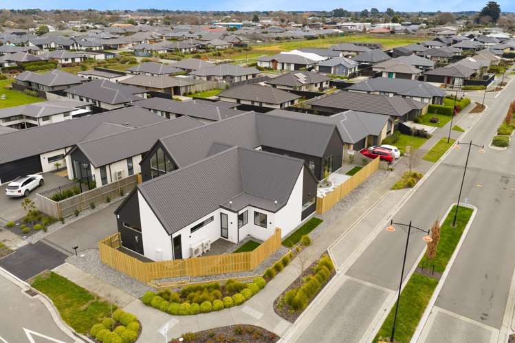 2 Alan James Lane Prebbleton_44