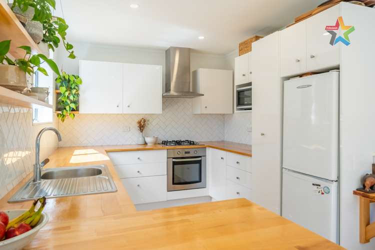 1a Wyndham Road Pinehaven_5