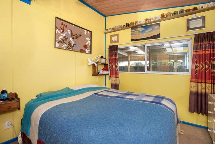 3 Banks Street Tolaga Bay_9