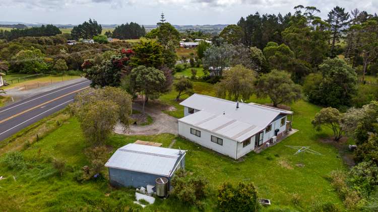 5898 State Highway 10 Awanui_36