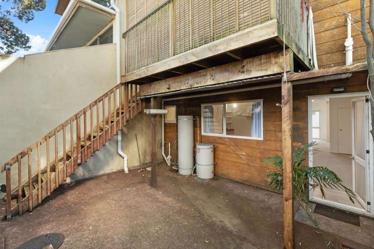 14A Captain Scott Road Glen Eden_11