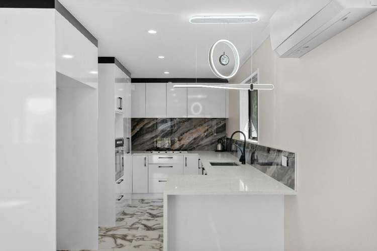 14A Graeme Avenue 2371_5