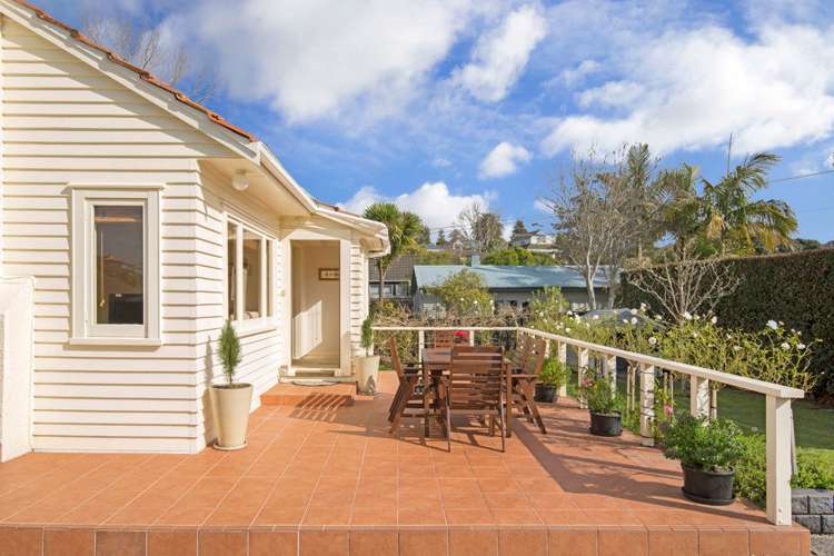 11 Luplau Crescent Cockle Bay_7