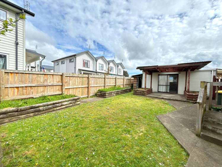 56 Sharland Avenue Manurewa_20