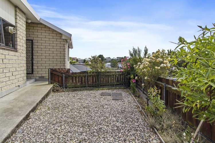 1/7 Waipori Place Glenwood_13