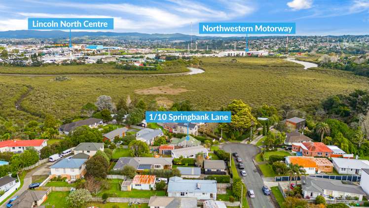 1/10 Springbank Lane Te Atatu Peninsula_17