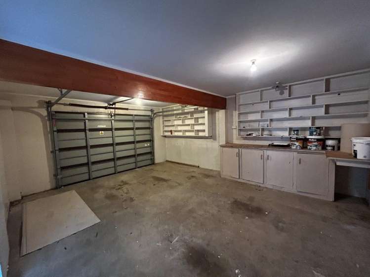 26 Gordon Road 11229_20