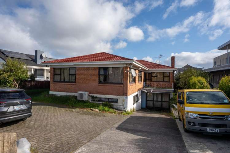447 Richardson Road Mount Roskill_1